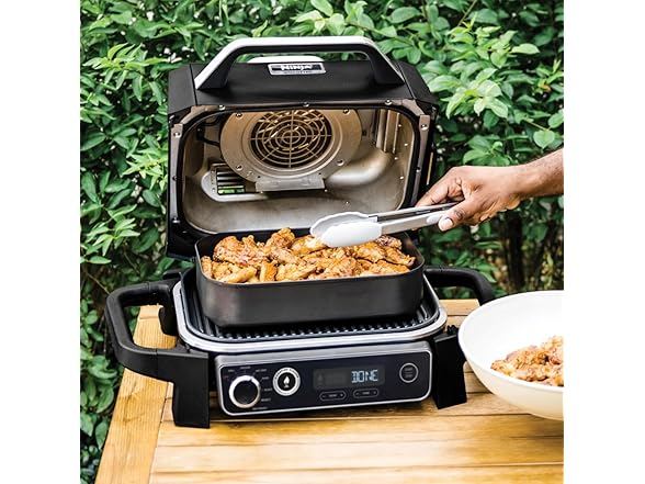 Ninja OG705CO 7-in-1 Outdoor Electric Grill & Smoker (Open Box)