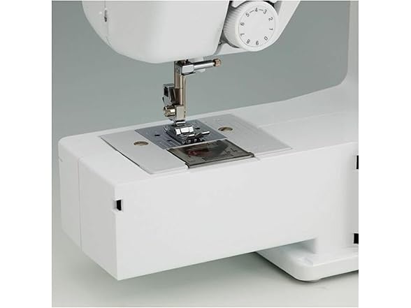 Brother SM1704 17-Stitch Free Arm Sewing Machine