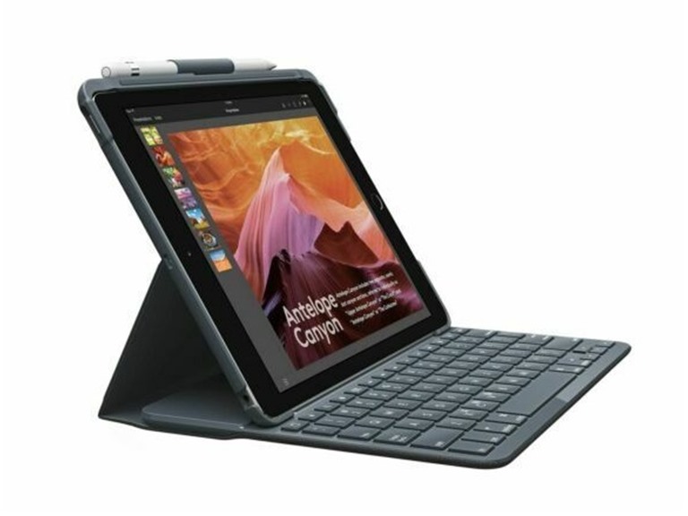 Logitech Slim Folio Keyboard iPad 5 and 6