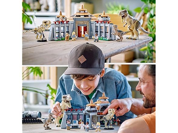 LEGO Jurassic Park Visitor Center (Open Box)