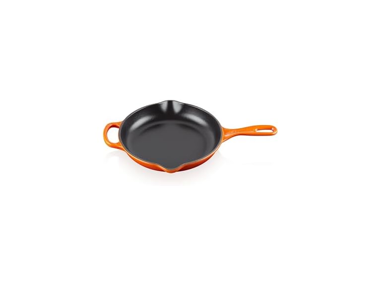 Le Creuset 20182230900422 9" Diameter Enameled Cast Iron Signature Iron Handle Skillet-
