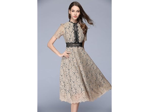 LAI Meng Five Cats Women (10) Elegant Lace Dress