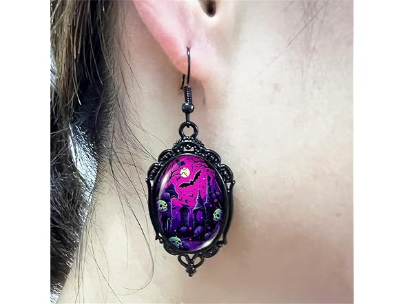 GYRMMUE Gothic Bat Cameo Earrings