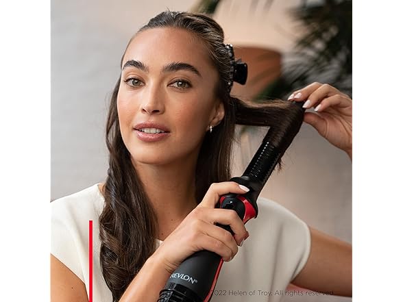 REVLON One-Step™ Blowout Styler
