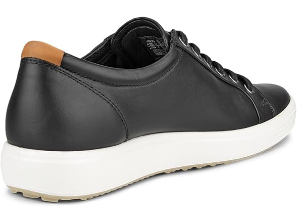 Ecco Soft 7 Women's Shoe