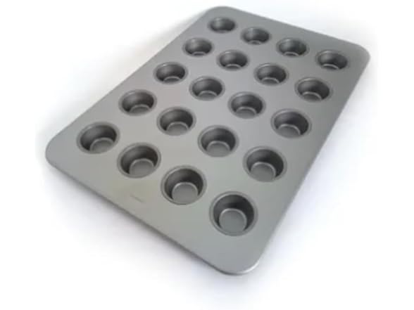 Lloyd Pans Multi-Cavity Muffin Pan
