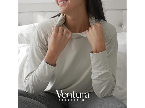 Holloway (L) Ladies Ventura Soft Knit Hoodie