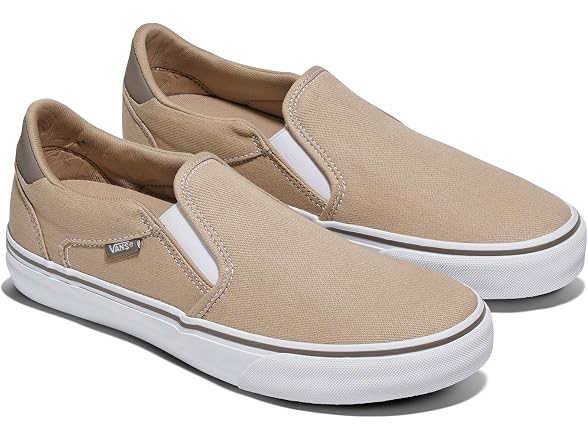 Vans Men Asher Deluxe Slip-On Shoe