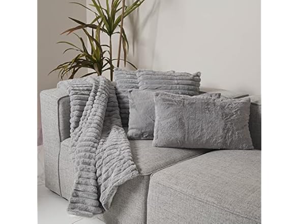 5-Pc Faux Fur Throw Blanket & Pillow Set