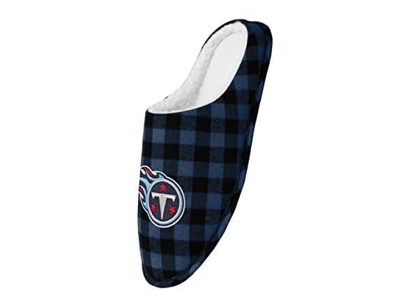 TENNESSEE TITANS (Large) Sherpa Lined Buffalo Check Slippers