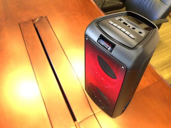 Rechargeable 2X4" Bluetooth Speaker