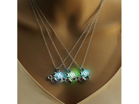 FUTIMELY Squirrel Luminous Necklace