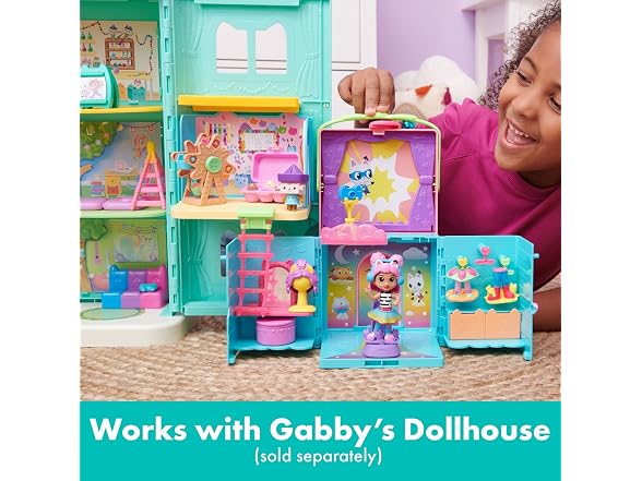 Dreamworks Gabby’s Dollhouse, Dress-Up Closet Portable Playset
