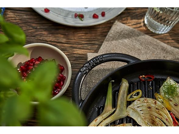 Staub Round Grill Pan 10-inch Matt