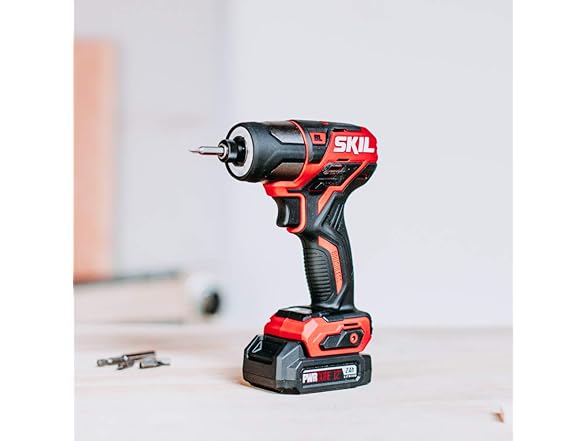 SKIL CB736701 Cordless Drill Impact Driver Kit