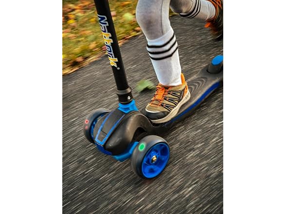 Nattork Blue Kids Scooter for Age 3-11