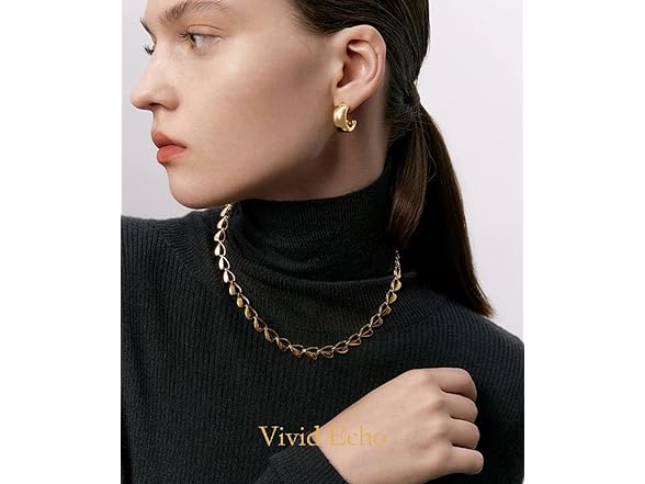 Vivid Double Heart Chain