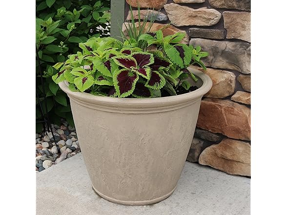 Sunnydaze 24-Inch Anjelica Large Plastic Pot - Beige