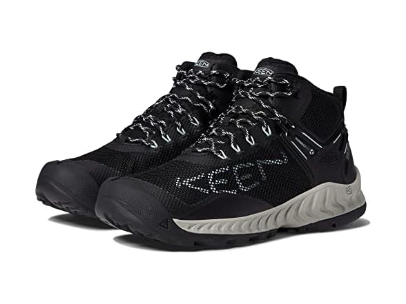 KEEN Women's NXIS Evo Mid WP Hiking Boots