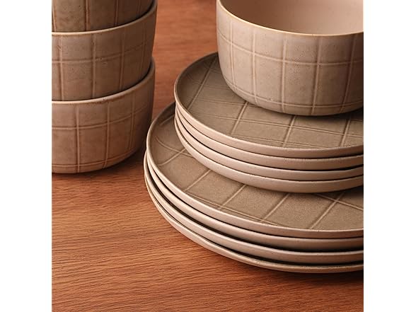 Gisbon Elite Butterwick 12 Piece Plates and Bowls Set