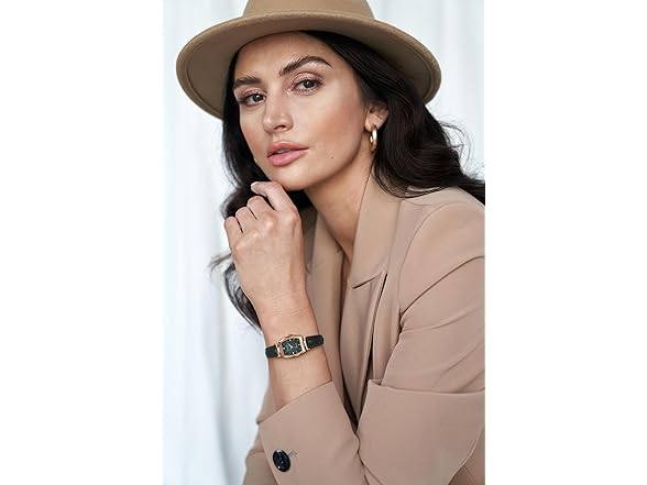 Jessica Simpson Quartz Watch w/ Leather Band