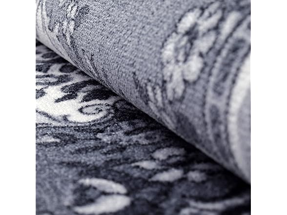 Superior 4'x6' Classic Traditional Ornamental Floral Scroll Border Area Rug