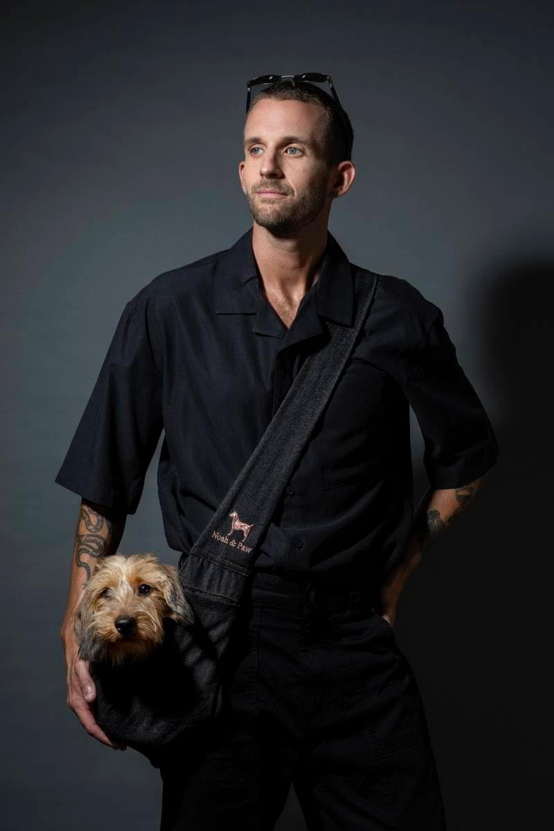 Noah & Paw Snap Sling Dog Carrier - Gallery 25