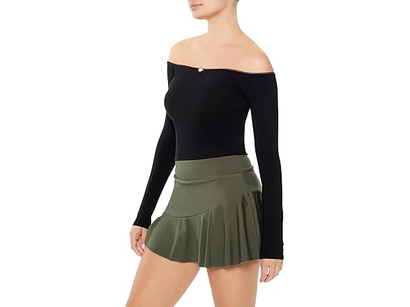 Forever 21 Women (S) Rosette Off-the-shoulder Top
