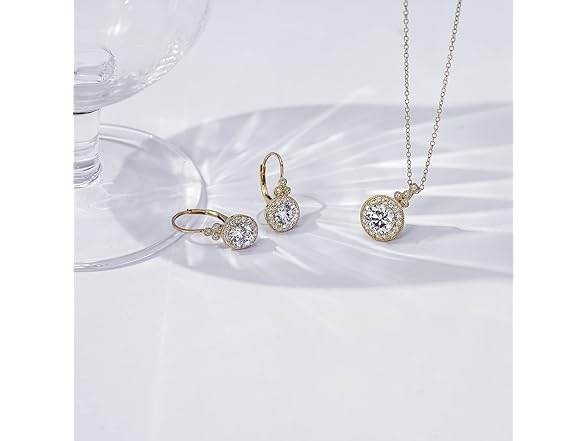 Amazon Essentials Platinum-Plated Necklace