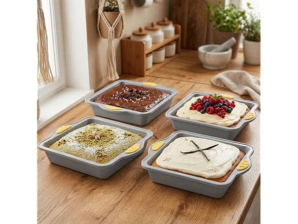 Restaurantware Square Gray Silicone Cake Pan