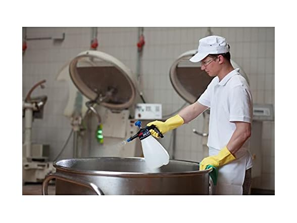 SOLO 302-B 2L One-Hand Sprayer