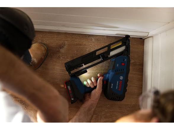 Bosch GNH18V15MAB12RT 8V 15G Angled Finish Nailer Kit