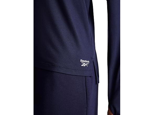 Reebok Women (M) Glow Long Sleeve Crewneck Top