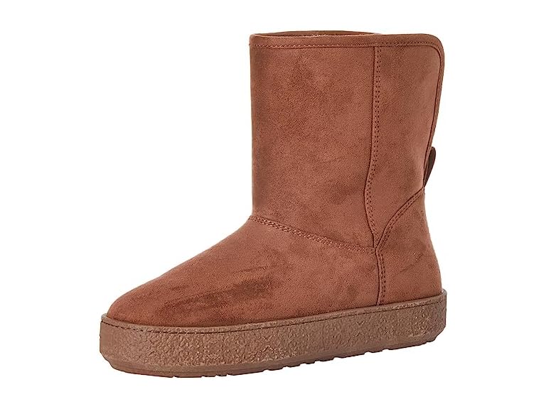 Amazon Essentials Women's Faux Fur Shearling Boot - Gallery 7