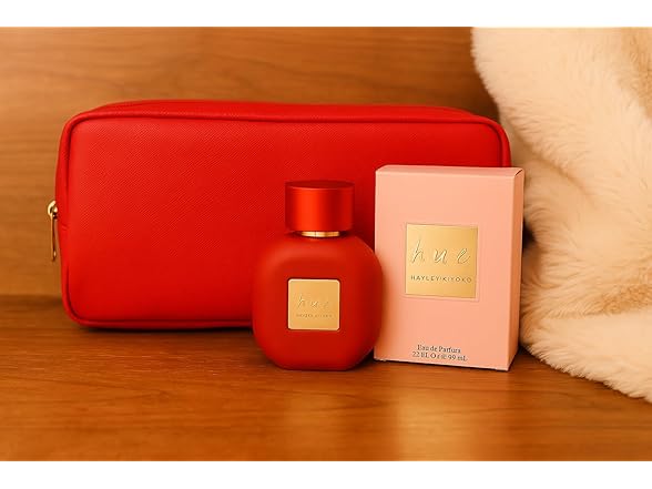 Hayley Kiyoko H U E 2.2 OZ EDP Bag Set W