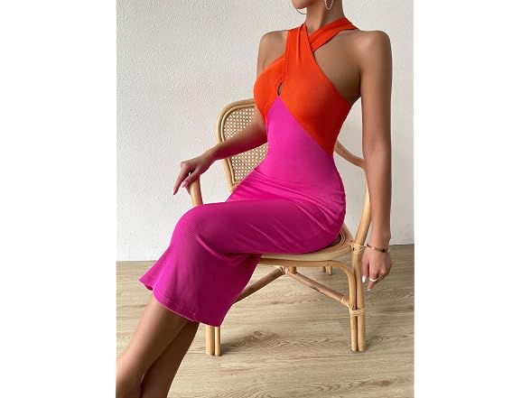 Wdirara Women (XS) V Neck Cut Out Split Side Dress