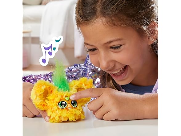 Furby Furblets Hoo-Lah Pineapple Mini Friend