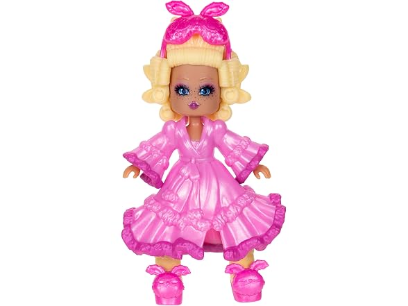 Royale High Dorm Room Playset - 1 Doll, 5 Accessories