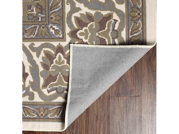 Superior Traditional Vintage Medallion Floral Scroll Rug (Your Choice)