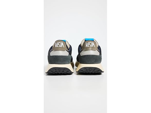 Veja Men's Paulistana Sneakers, Black Pi