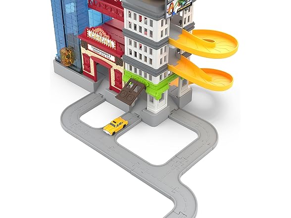 Driven by Battat – 60-Piece Big City Cruisin' Fleet