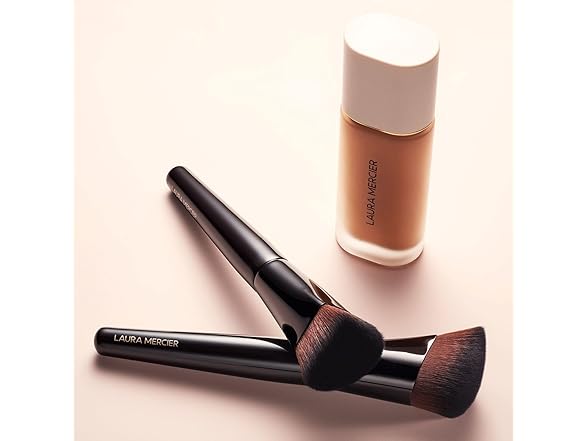 Laura Mercier Real Flawless Foundation Brush, 0.96 oz