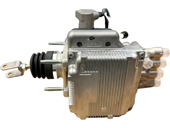 Toyota 47050-47310 Master Cylinder