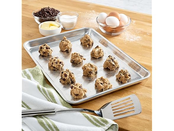 Chicago Metallic Medium 10x15 Baking Sheet