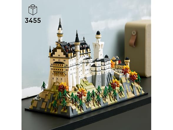 LEGO Architecture Neuschwanstein Castle Building Set