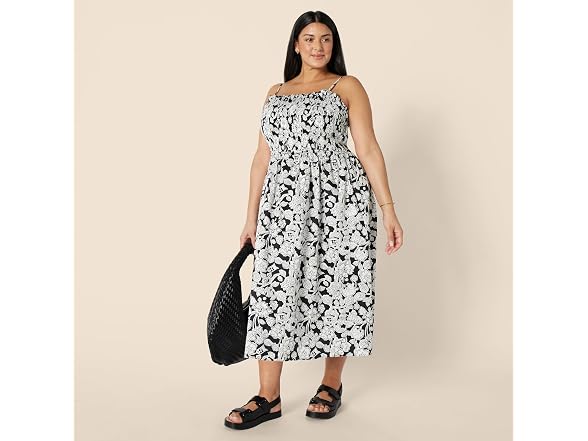 Amazon Essentials Women Regular-fit Smocked Dress