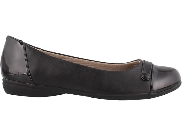 LifeStride Women's Alchemy Shoe, Black, 8