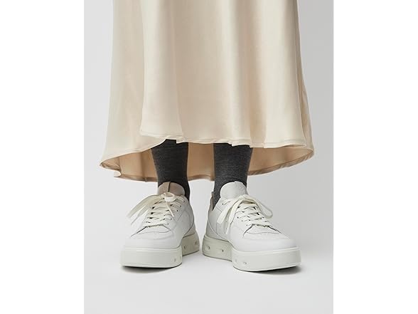 Ecco Street 720 Women's Shoe