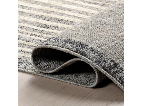 nuLOOM 5'3" x 7'6" Recycled Indoor Area Rug