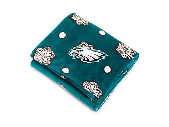 EAGLES Vera Bradley Womens Fleece NFL Throw Blanket